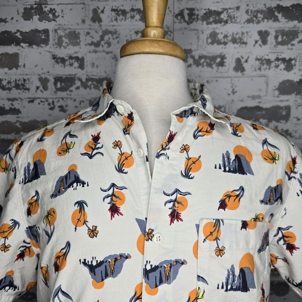 The North Face Shirt Mens Large Desert Rose Mountain Scene Art Button Up S/S